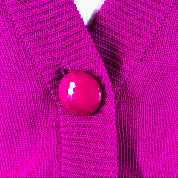 Valentino Vintage 100% Wool Sweater Cardigan 8 - Picture 5 of 13